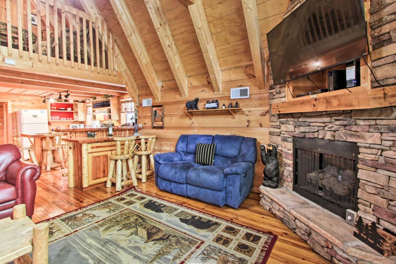 Вілла A-Frame Cabin With Hot Tub Less Than 1 Mi To Ober Гатлінбург Екстер'єр фото